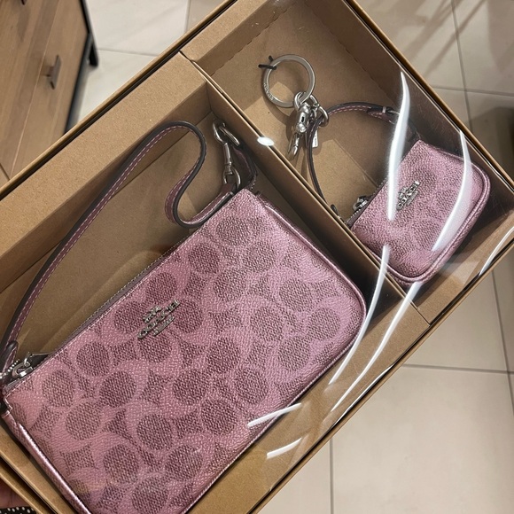 Coach Boxed Nolita 19 And Nolita Bag Charm Set CCK96 Pink/Rose Holiday - Picture 7 of 10